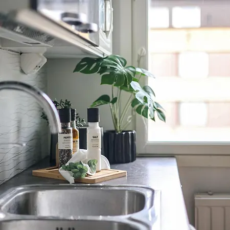 Cozy At Prime Location By Booklapland 아파트 로바니에미